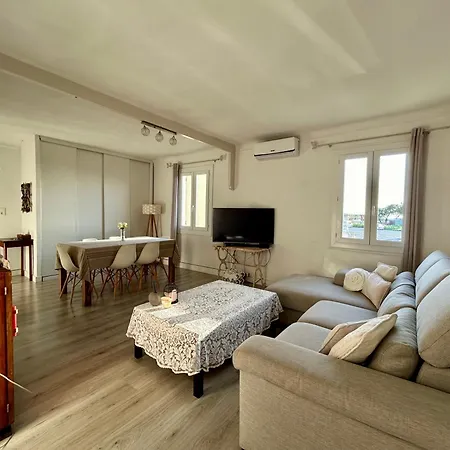 Magnifique Devant La Apartment *