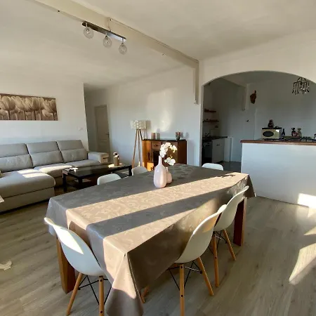 Magnifique Devant La